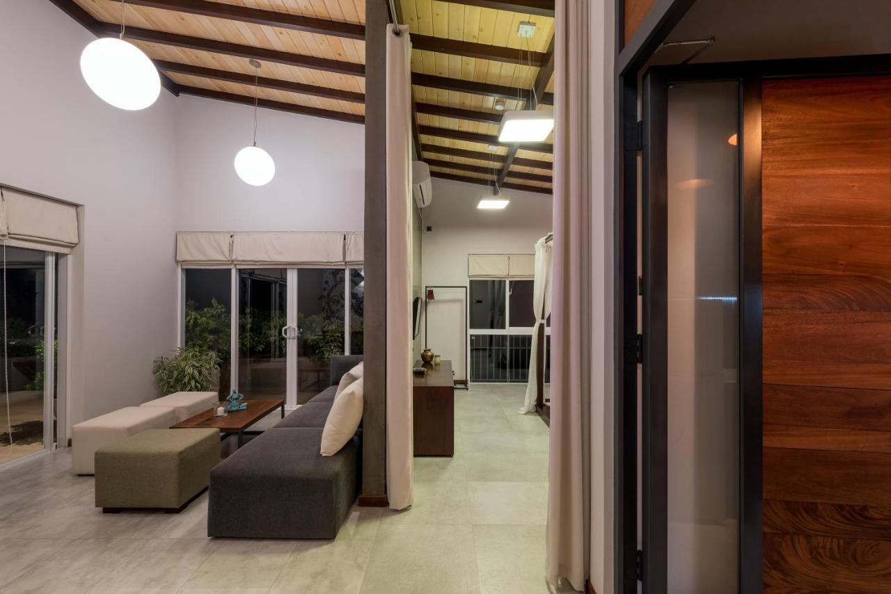 Hikka Hill Loft Apartamento Hikkaduwa Exterior foto